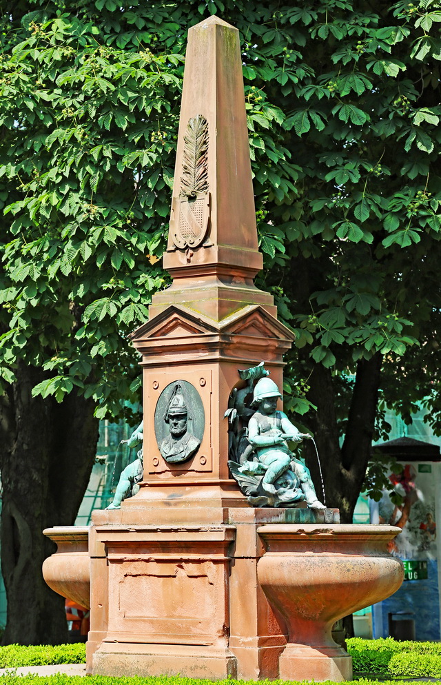 Brunnen